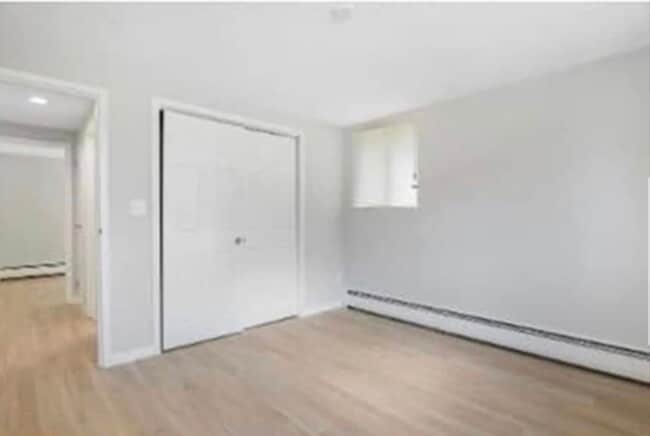 Foto del edificio - 116 W Emerson St