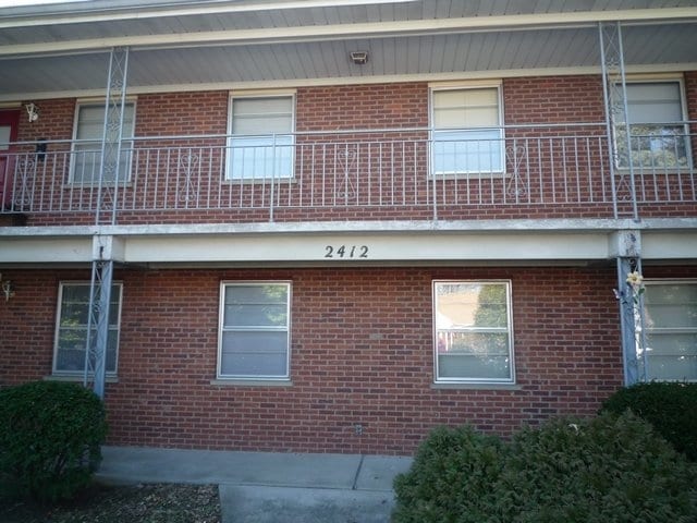 Building Photo - 2412 Mount Claire Ave