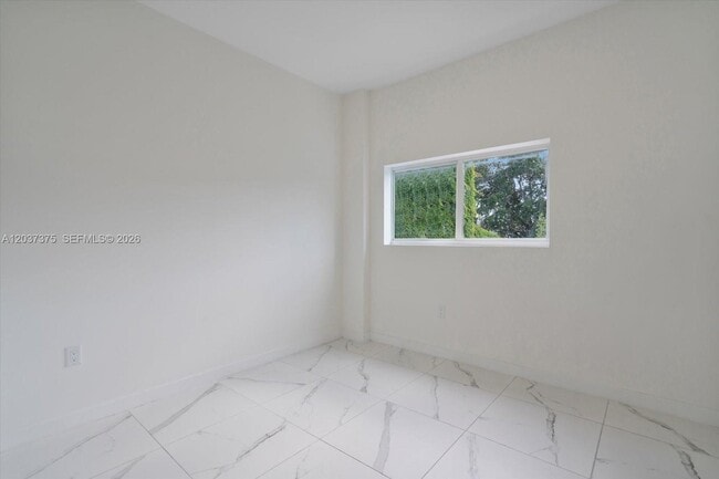 Foto del edificio - 420 SW 7th Ave