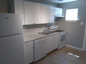 Building Photo - 608 Alcazar St SE Building Photo - 608 Alcazar St SE