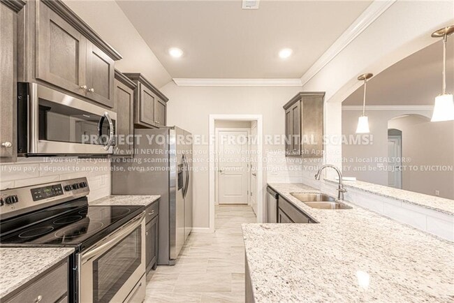 Foto del edificio - 4462 W Newton Ave