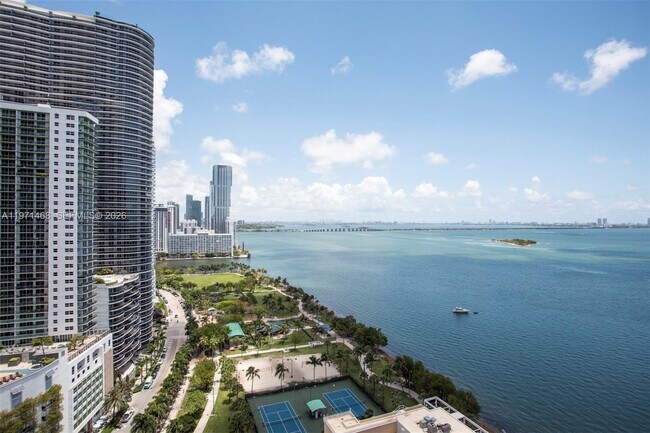 Foto del edificio - 1717 N Bayshore Dr