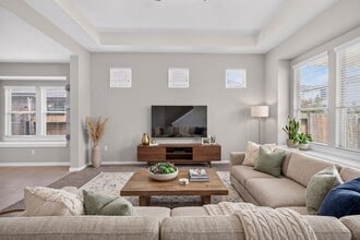 Building Photo - 6915 Rosemont Ct