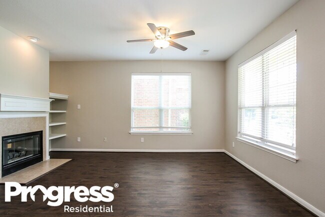 Building Photo - 17243 Lafayette Hollow Ln