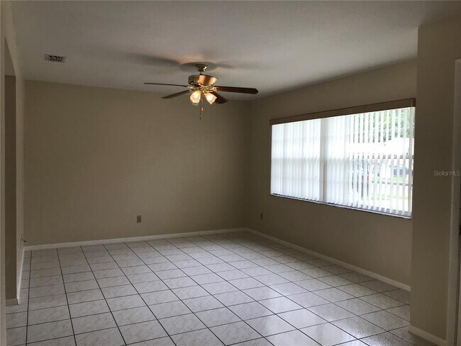 Foto del edificio - 9226 Toby Ln