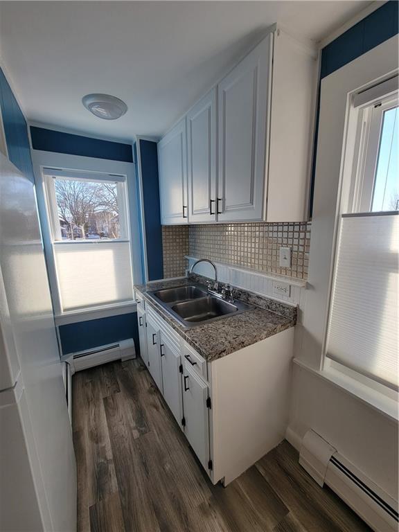 19 Sisson St Unit A, Warren, RI 02885 Room for Rent in Warren, RI