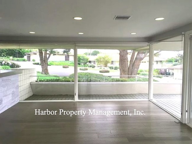 Building Photo - Spectacular Home in Rancho Palos Verdes