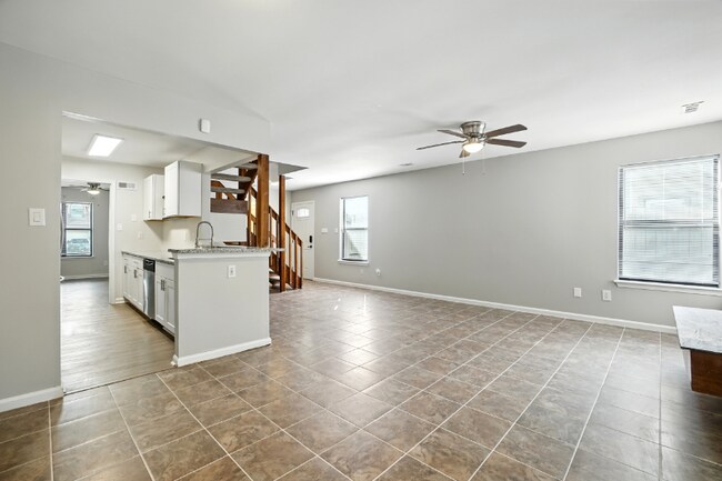 Foto del edificio - 4721 Woodglen Ct