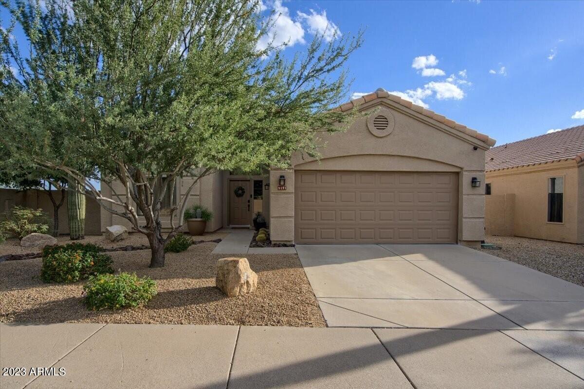 Foto principal - 9191 E Nittany Dr