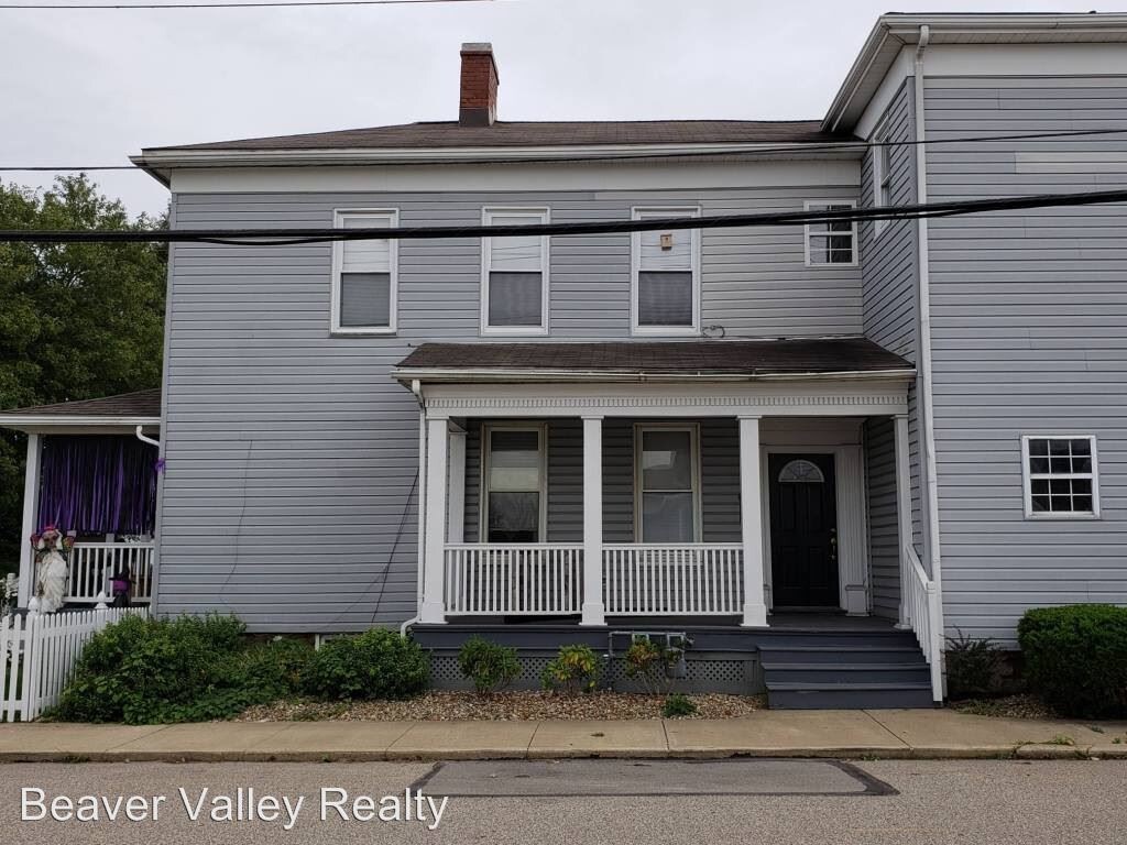 1601 Virginia Ave, Monaca, PA 15061 Room for Rent in Monaca, PA