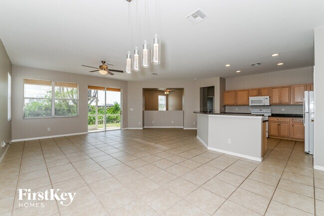 Foto del edificio - 1325 NW 20th Ct