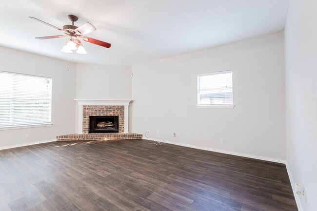 Building Photo - 4BR/3BA Family Home – Beautiful and Spacious!