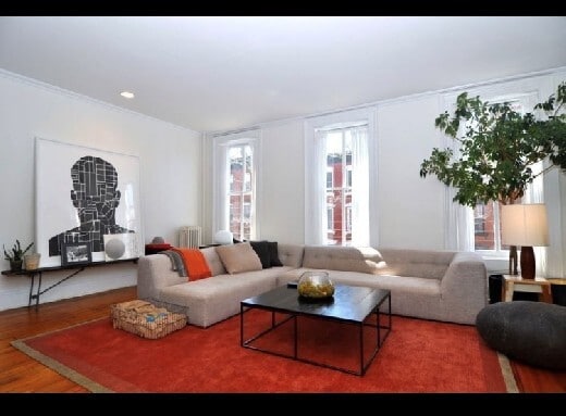 Building Photo - Huge Sunny Garden Duplex Brownstone