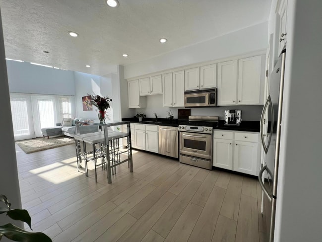 Photo - 5 S 500 W Apartment