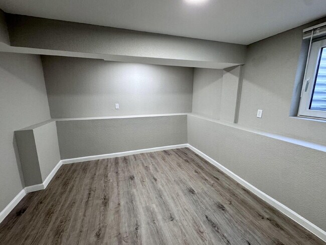 Foto del edificio - 4886 S Logan St