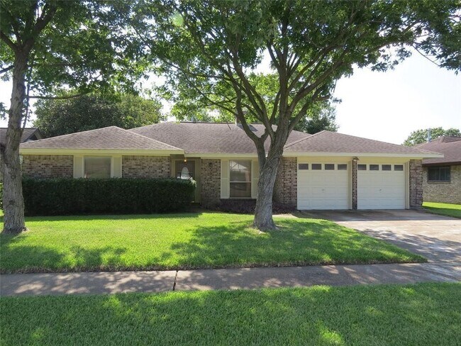 Foto del edificio - 2706 Lufkin Ln