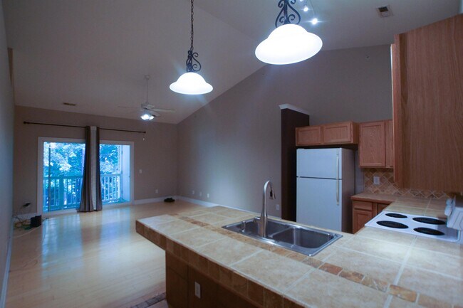 Foto del edificio - 2900 Trailwood Pines Ln