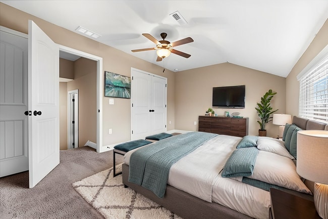 Building Photo - Charming Finishes at Foxridge Townhomes in...