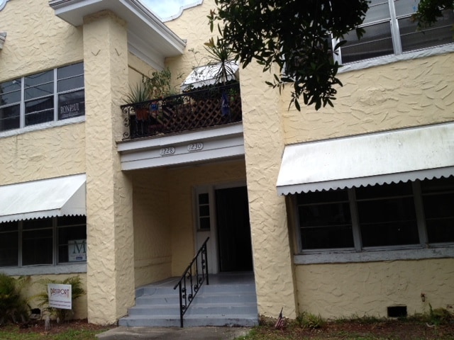 Primary Photo - 1230 S Howard Ave