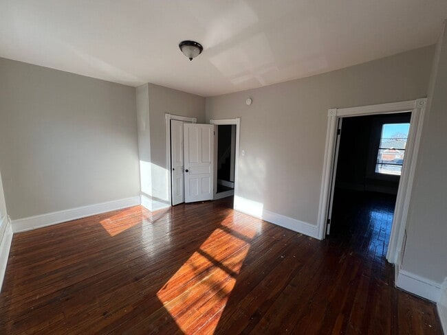 Foto del edificio - Available Now! 4BR in Bethlehem, PA