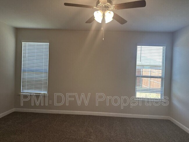 Foto del edificio - 14537 Caelum Dr