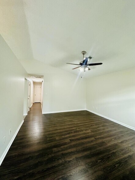 Foto del edificio - 2064 Coriander Ln