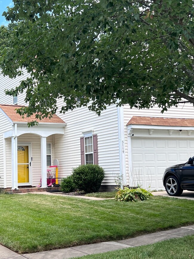 Building Photo - 5119 Silabert Ave