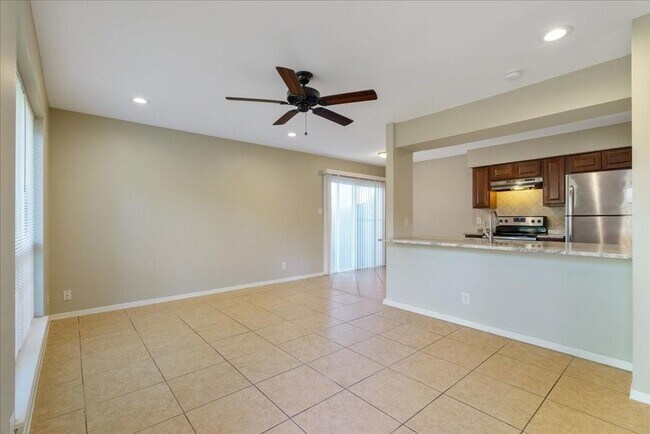 Building Photo - 1703 Coronado Hills Dr