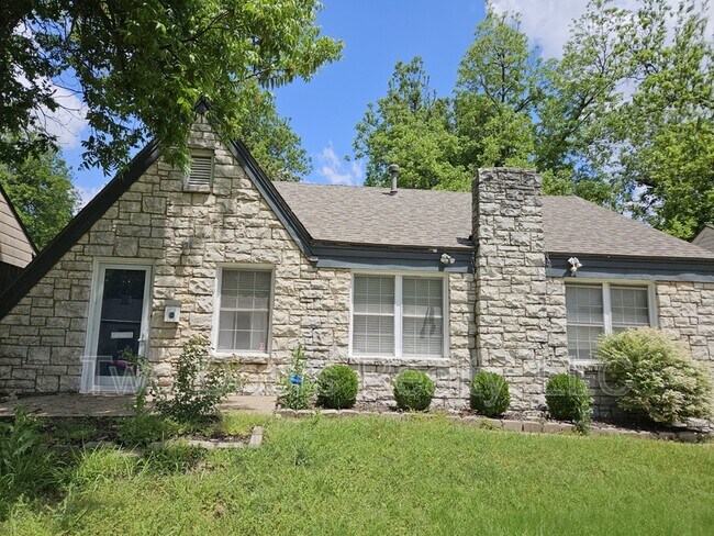 Building Photo - 3113 Drexel Ct