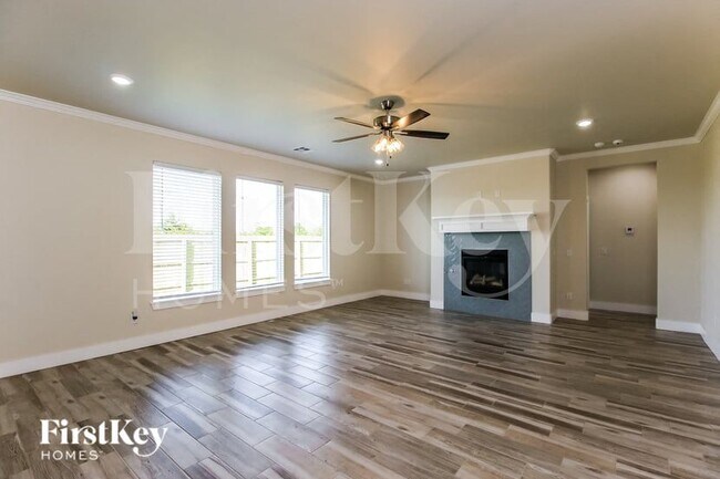 Foto del edificio - 847 Acorn Bnd