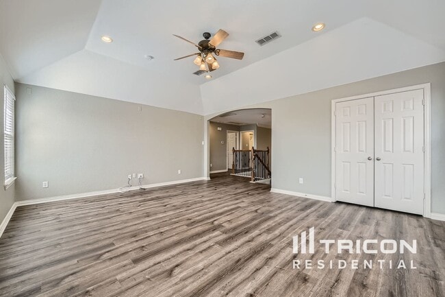 Foto del edificio - 2785 Greenway Dr