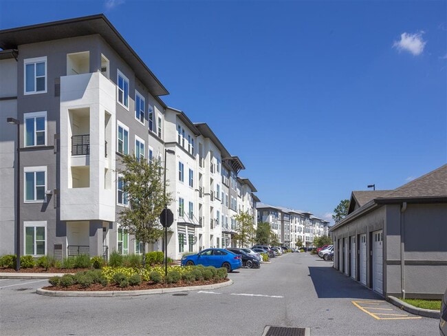 Building Photo - Ancora