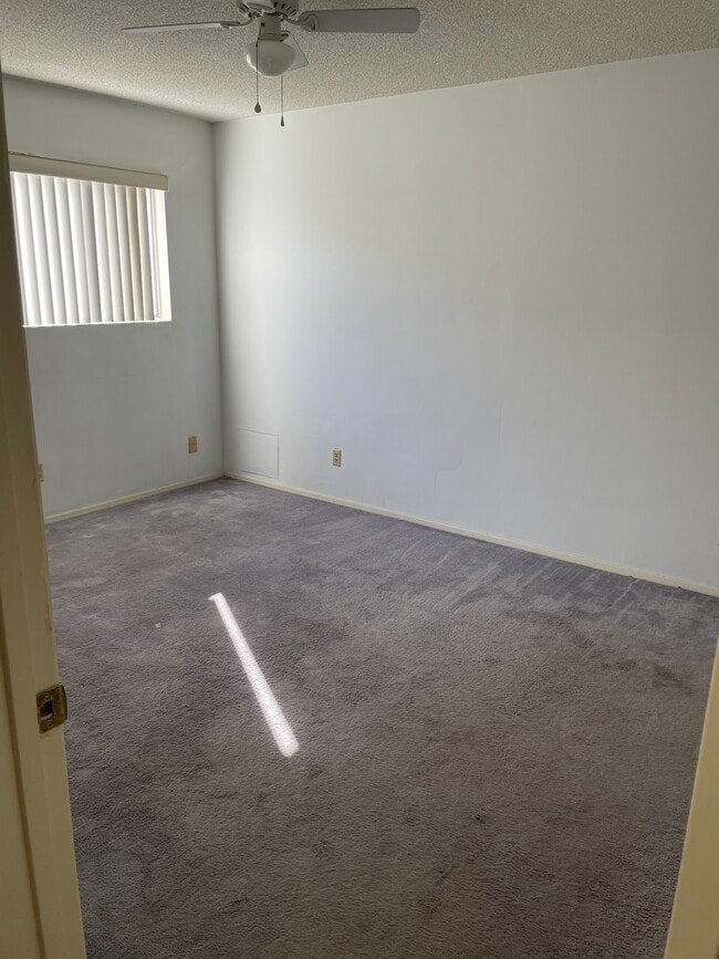 Bedroom - 3623 Clarington Ave