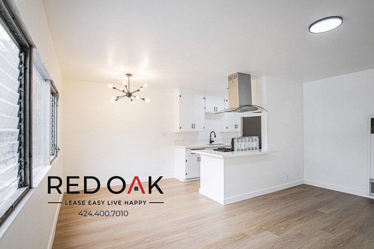 Primary Photo - Marvelous Bright and Spacious Completely R...