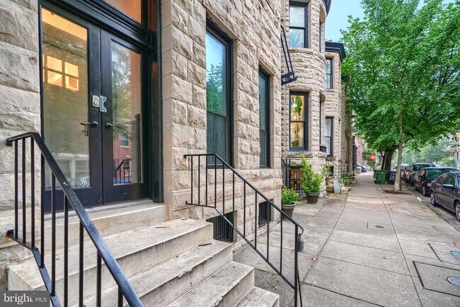 Foto del edificio - 1311 N Calvert St