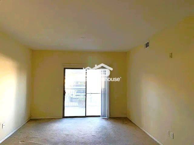 Foto del edificio - 8000 W Badura Ave