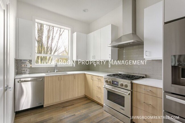 Foto del edificio - 314 N Ivy St