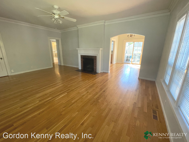 Building Photo - 2 br, 1 bath House - 1238 Oak Grove Ave