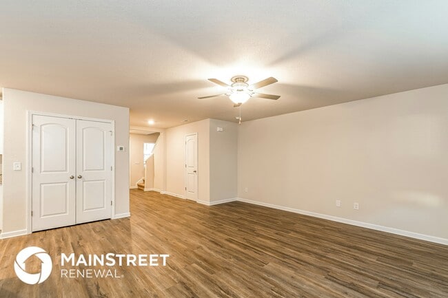 Foto del edificio - 364 Gourd St