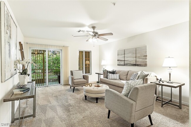 Foto del edificio - 9420 Ivy Brook Run