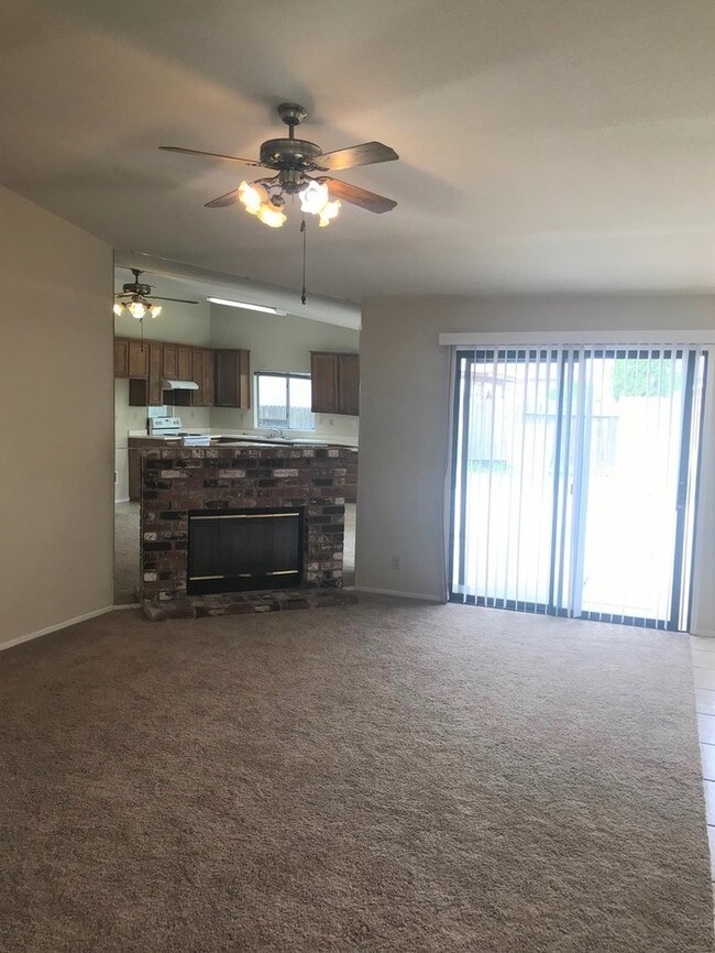 Building Photo - 8280 Winkler Way