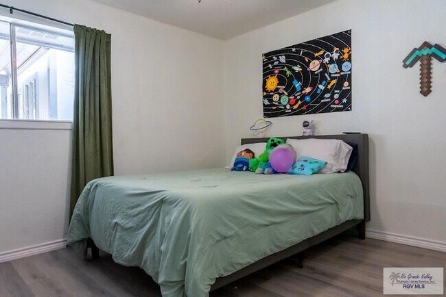 Foto del edificio - 1809 S Williams Ln