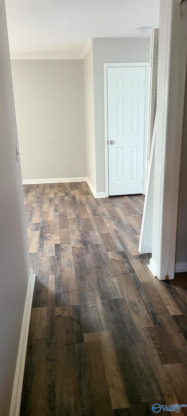 Foto del edificio - 6218 Robinhood Ln NW