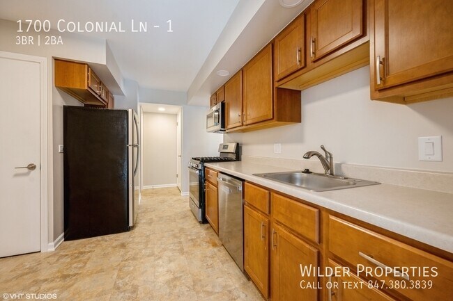 Foto del edificio - 1700 Colonial Ln