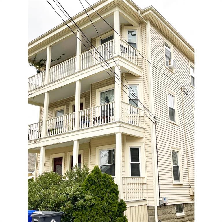 14 Union St, Warren, RI 02885 Room for Rent in Warren, RI