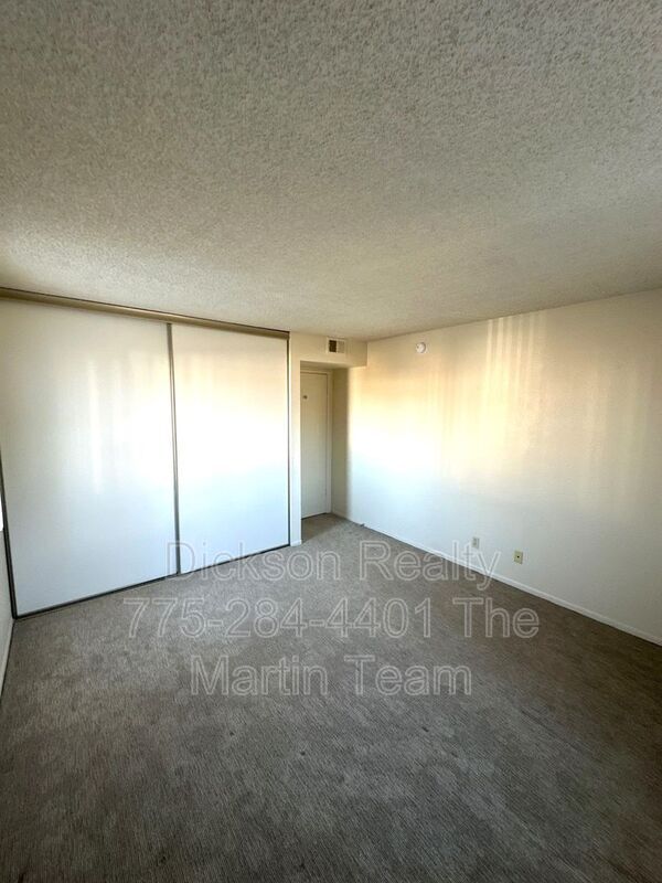 Building Photo - 530 E Patriot Blvd