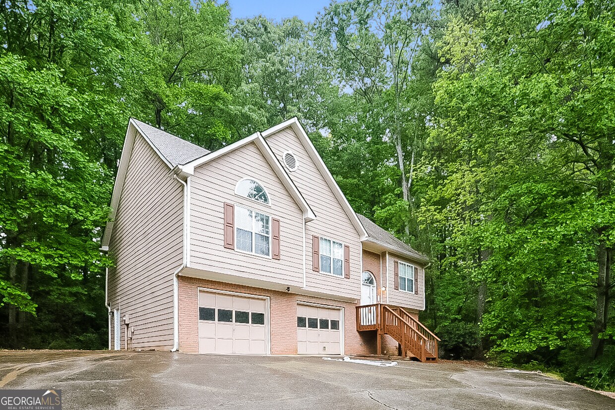 Primary Photo - 122 Laguna Springs Dr