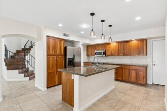 Building Photo - 6756 W Morrow Dr