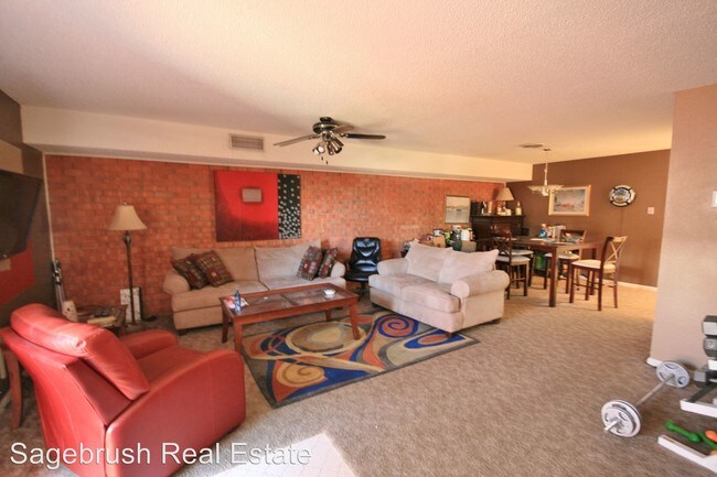 Foto del edificio - 1400 Fairway Terrace