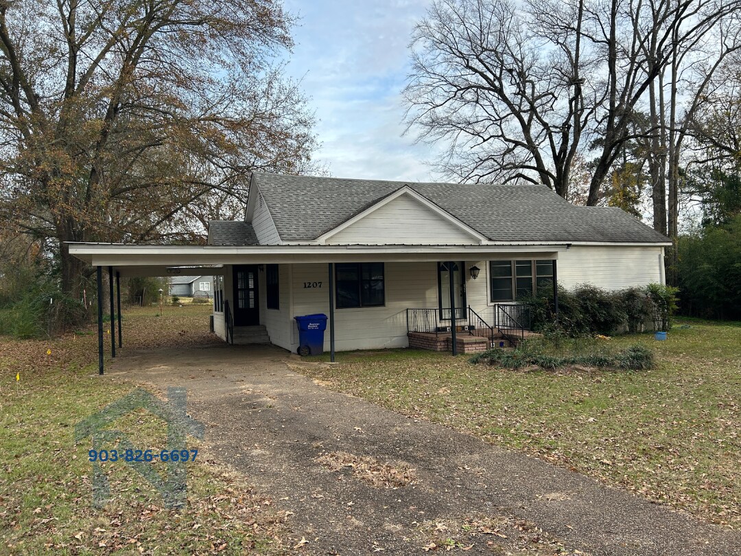 Foto principal - 1207 S Main St